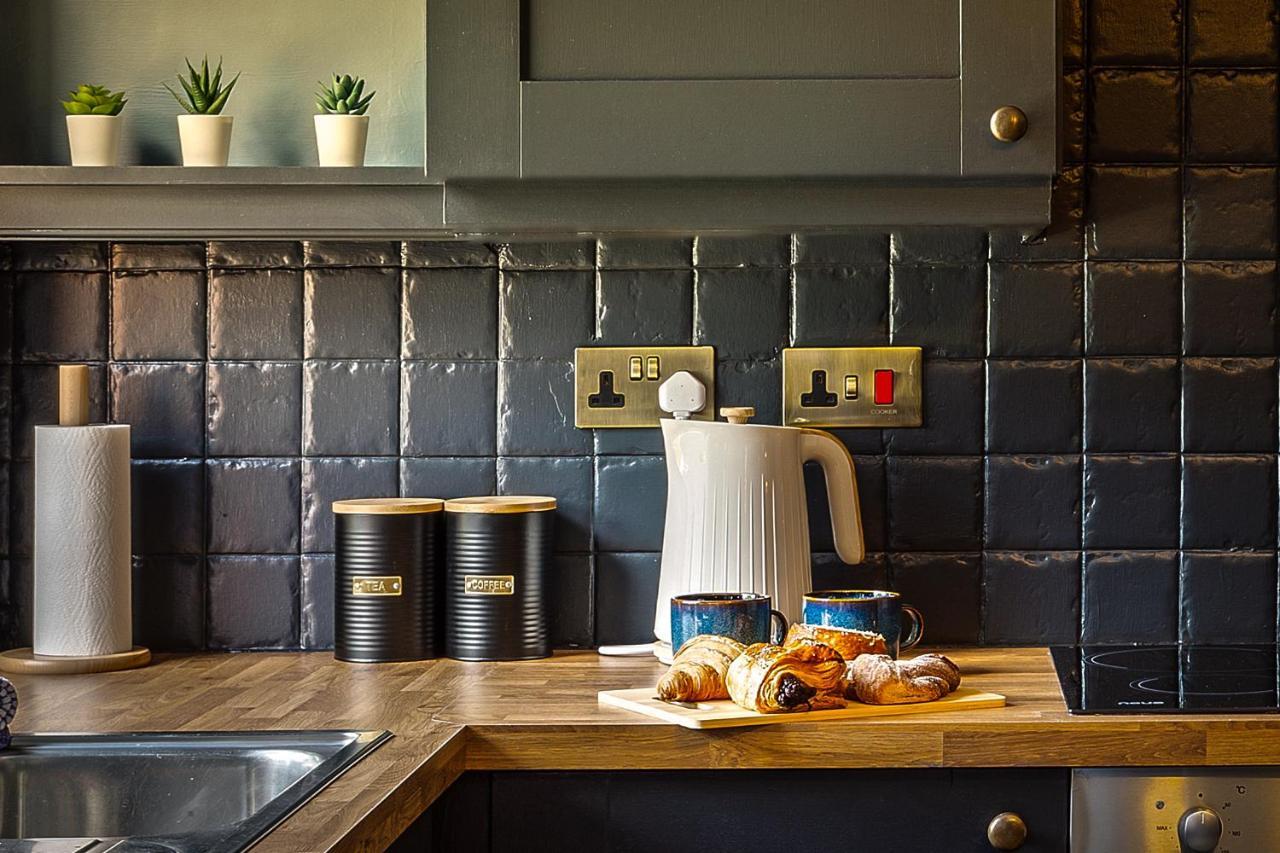Stylish Romantic Country Escape Near Chester Christleton Экстерьер фото