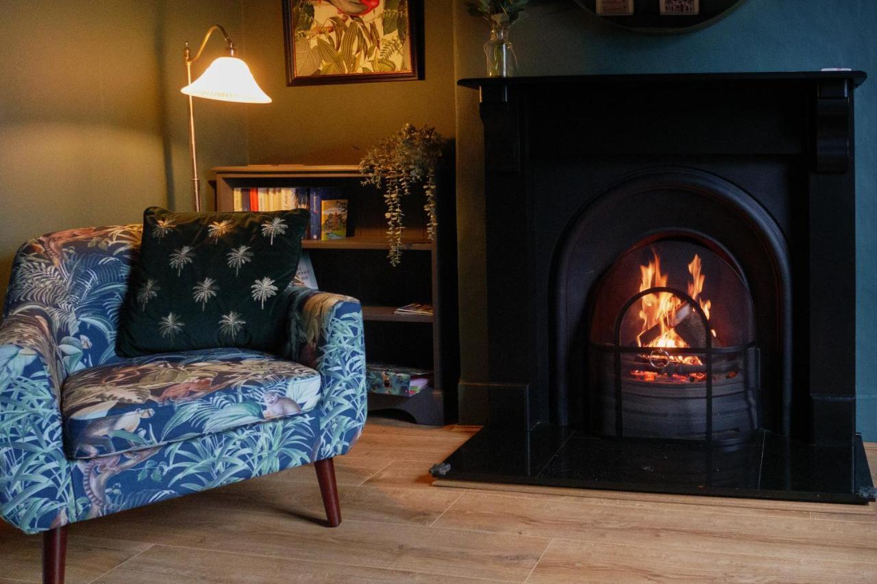Stylish Romantic Country Escape Near Chester Christleton Экстерьер фото