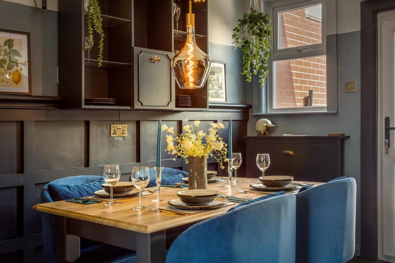Stylish Romantic Country Escape Near Chester Christleton Экстерьер фото